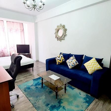Flatrent Apartment Bisjkek Eksteriør bilde